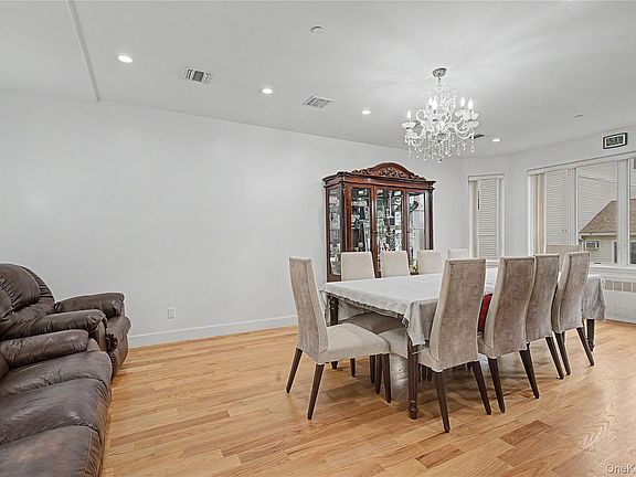 5th image of 151 Blauvelt #214