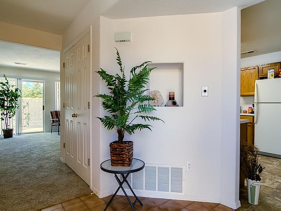 5th image of 11219 Campo Del Oso Ave NE
