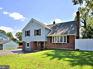 902 Township Line Rd, Plymouth Meeting, PA 19462