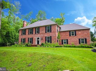 310 Echo Valley Ln, Newtown Square, PA 19073