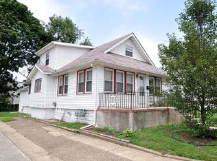 29 8th Ave APT A, Glendora, NJ 08029