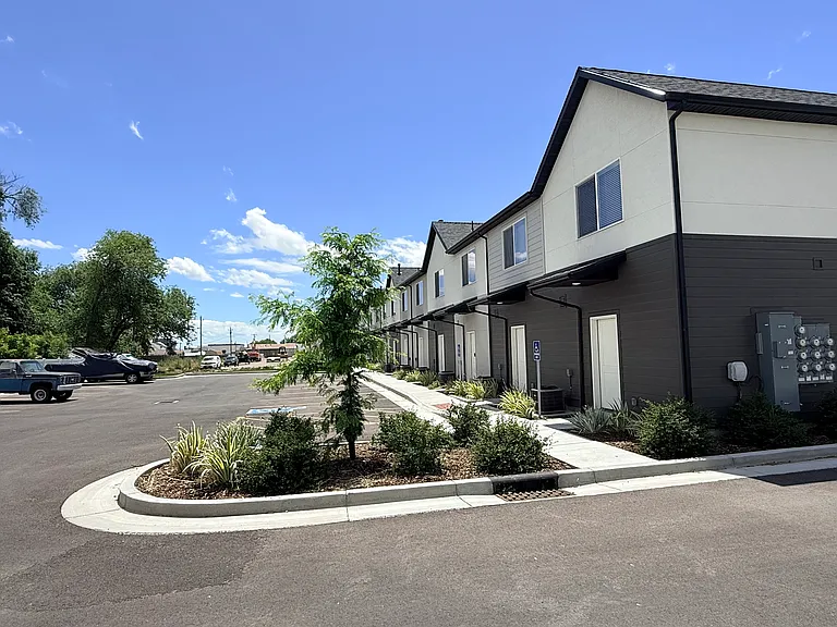 172 N 400 W #7 — Photo 25