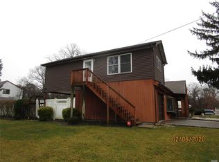 1037 Old Town Rd, Coram, NY 11727