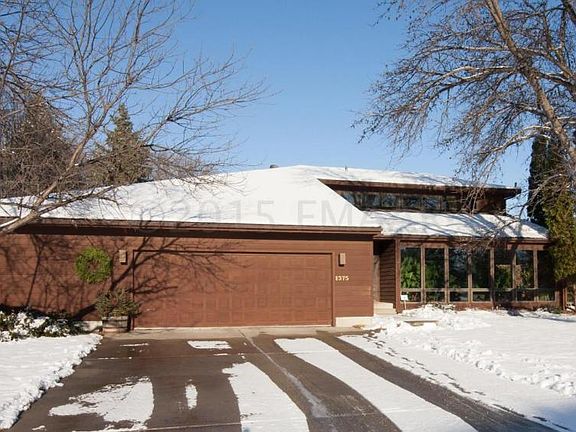 2nd image of 1375 Elm Cir N