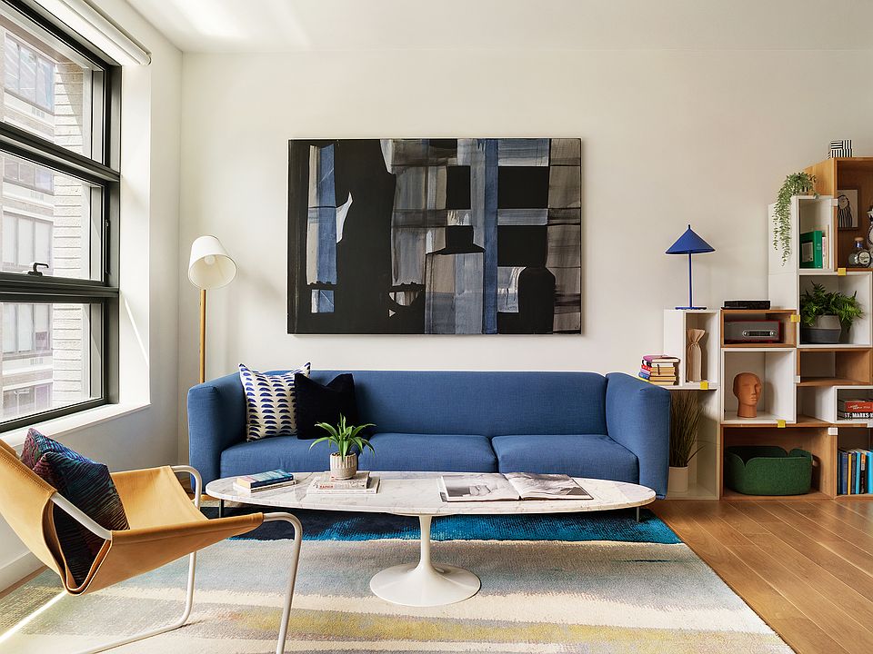 1st image of 547 W 47th St Room 305