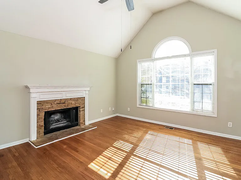 2054 Spicers Ln — Photo 6