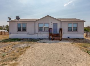 346 Rancho Linda Dr, Lockhart, TX 78644