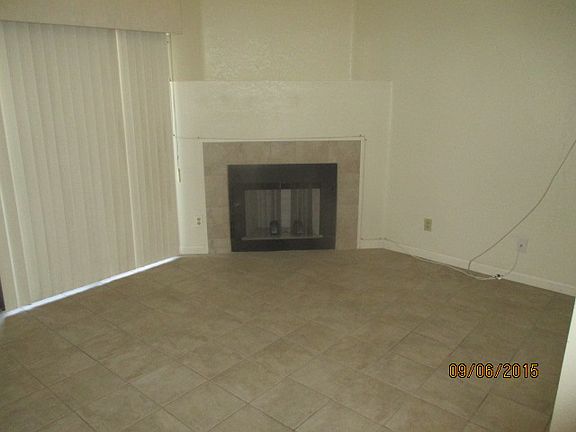 3rd image of 4440 Woodpine Dr Unit 106