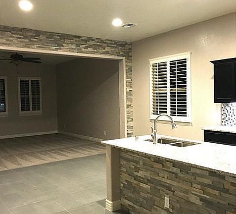 3rd image of 1116 Spofford Pl