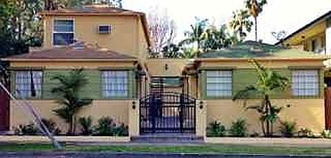 2nd image of 1139 S Doheny Dr #5