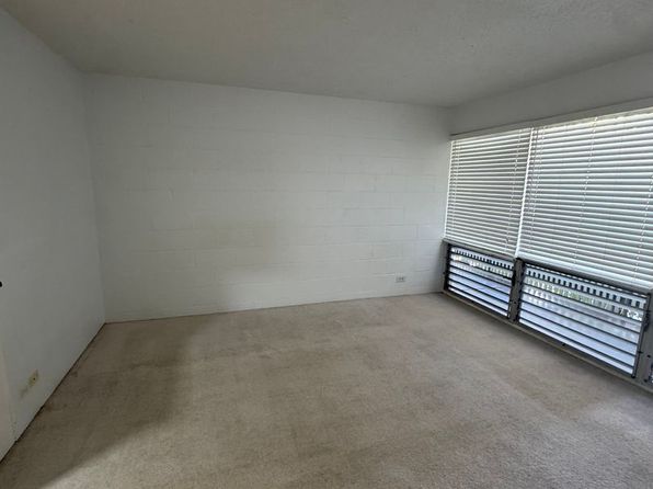 3093 Pualei Cir APT 204