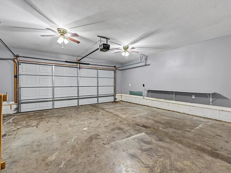 3697 Nadia Dr — Photo 34