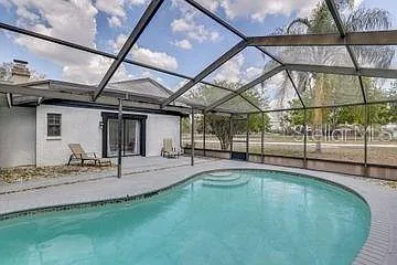 3 bed, 2.0 bath, 1640 sqft, $3,150 — Photo 1