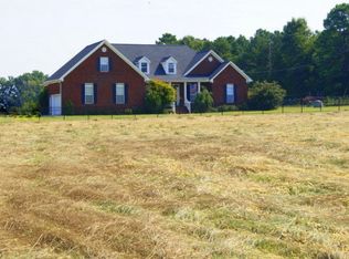 1136 Greenwood Hwy, Saluda, SC 29138