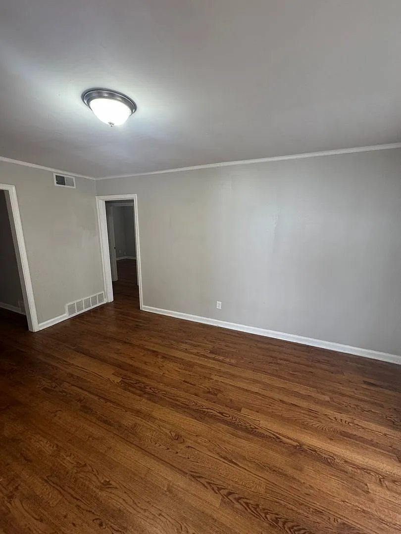 Welcome to 3800 Vanuys Road! — Photo 4
