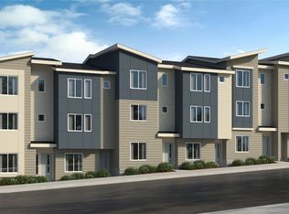18008 12th Ave NE #D, Seattle, WA