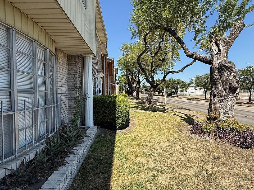 1st image of 8140 Fondren Rd #8140