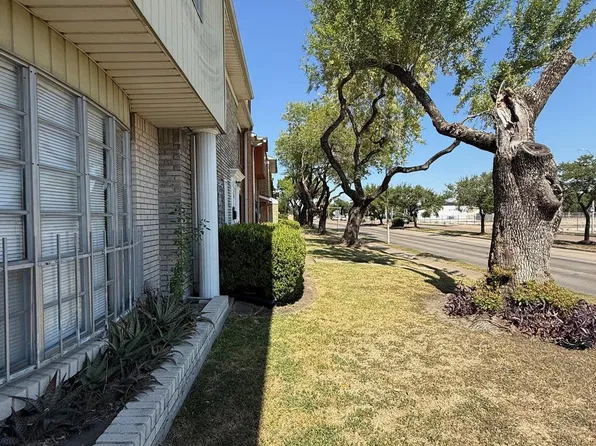 8140 Fondren Rd #8140, Houston, TX 77074