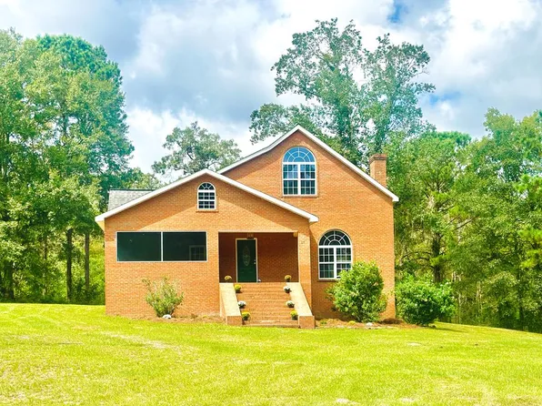 251 Bo Ln, Douglas, GA 31533