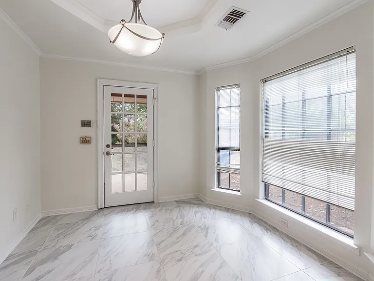 6608 Crestland Ave #MAIN — Photo 5