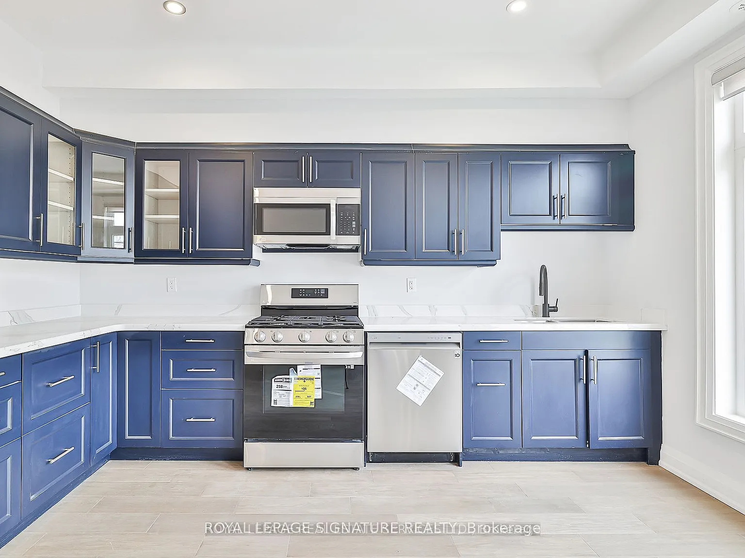 3 bed, $3,100 — Photo 3