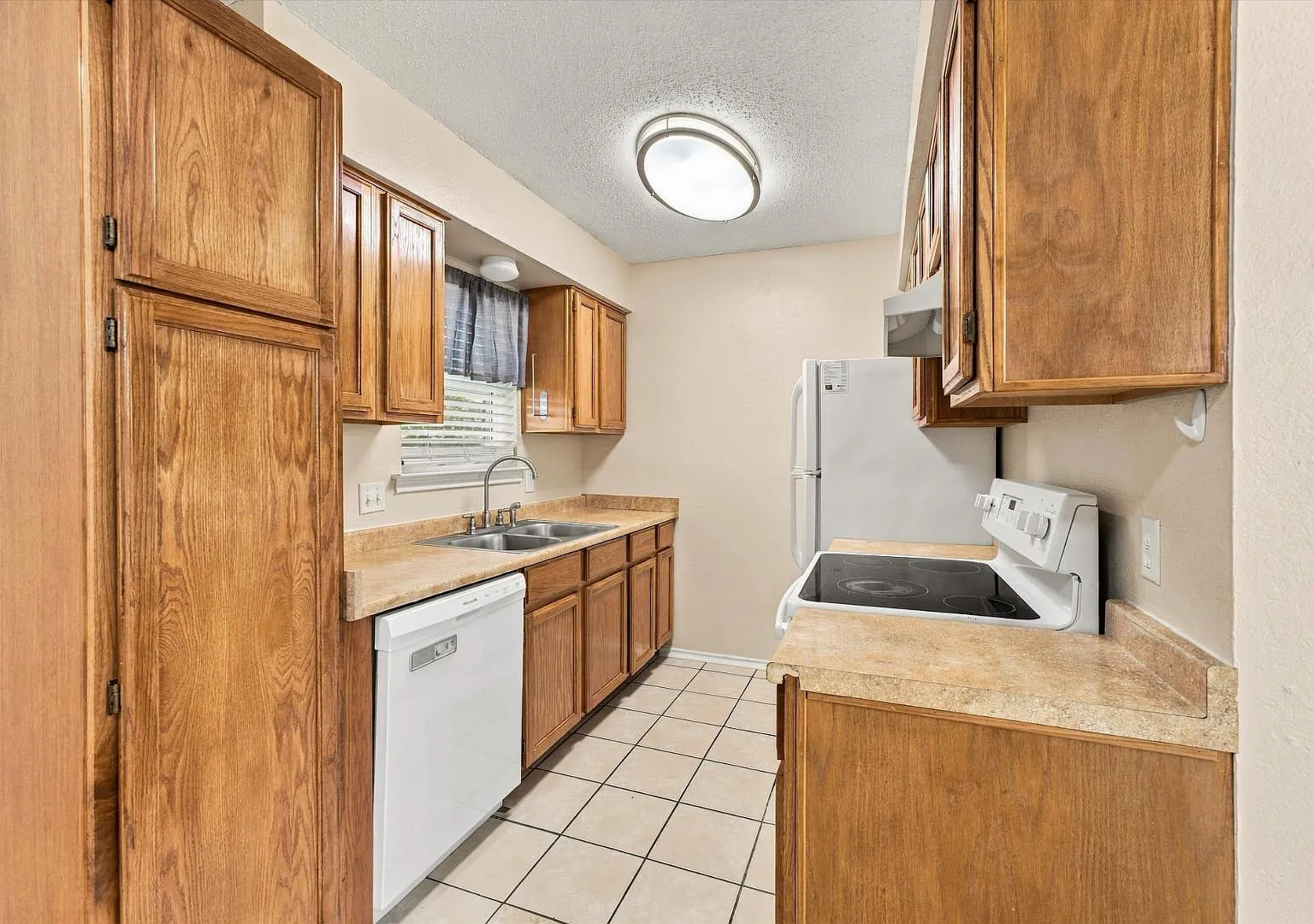 403 N 7th St - 403 N 7th St Unit D — Photo 1