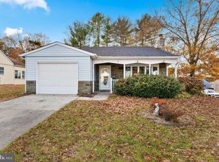 1 New Castle Dr, Southampton, NJ 08088