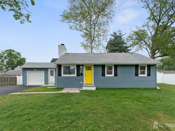 413 Main St, Middlesex, NJ 08846