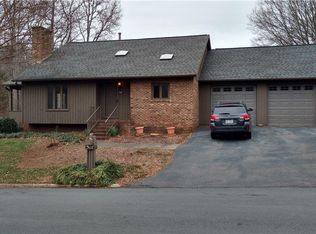 502 Brighton View Ln, Winston Salem, NC 27104