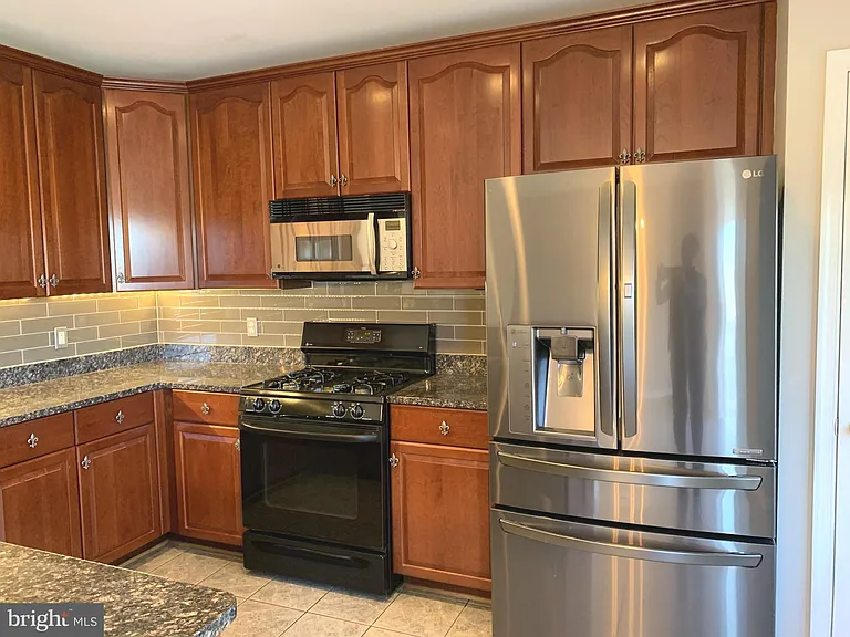 3384 Governors Crest Ct — Photo 12