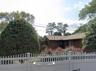 567 Alden St, Woodbridge, NJ 07095