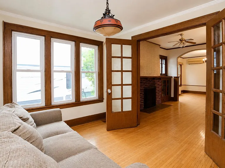 1314 S Lincoln St — Photo 10