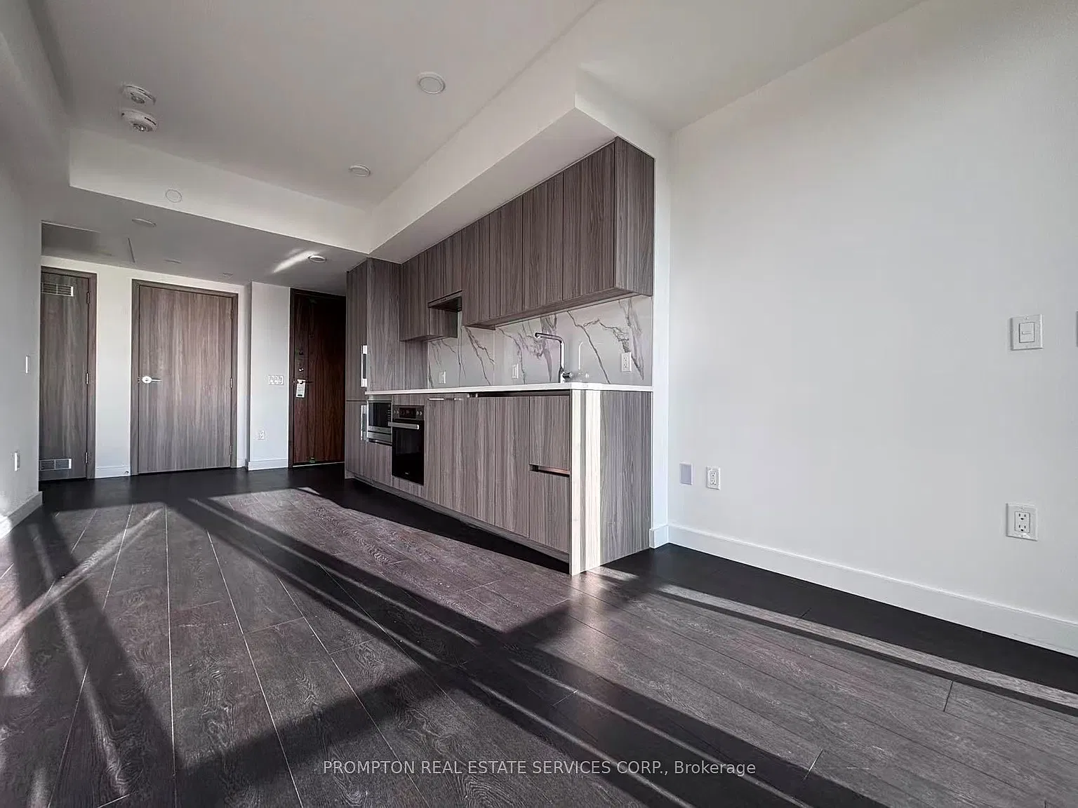 1 bed, $2,400 — Photo 2