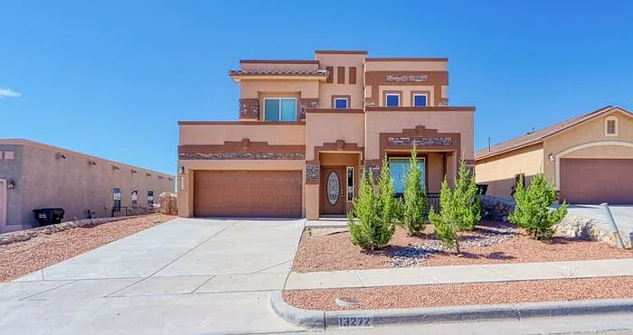 5 bed, 2.5 bath, 2318 sqft, $2,350 — Photo 1