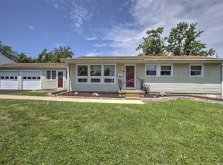 127 Southland Dr, Decatur, IL 62521