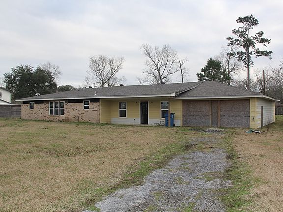 2nd image of 13555 Leaning Oaks Dr