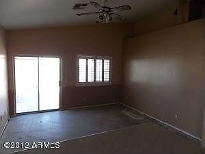 5th image of 544 W Sierra Vista Dr