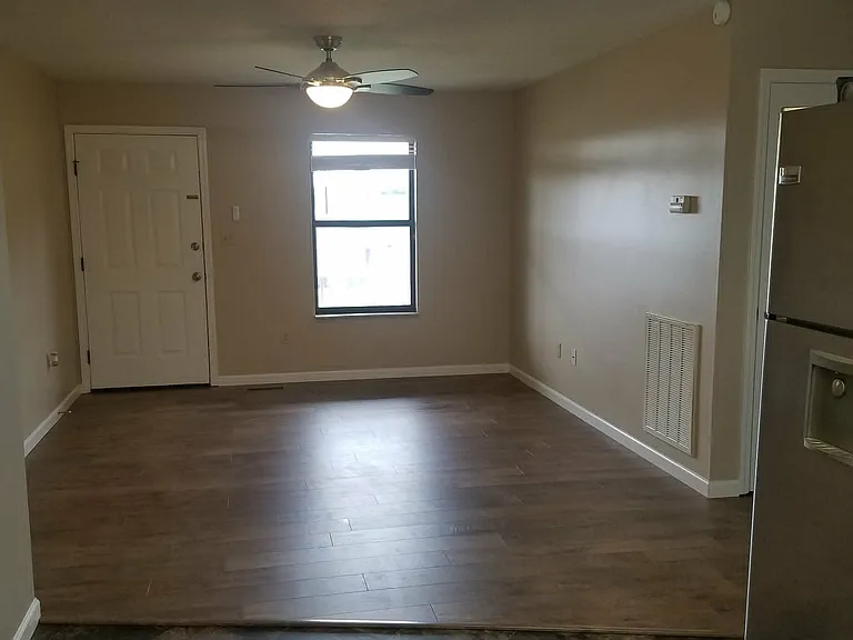 101 Fox Dr #1 — Photo 5