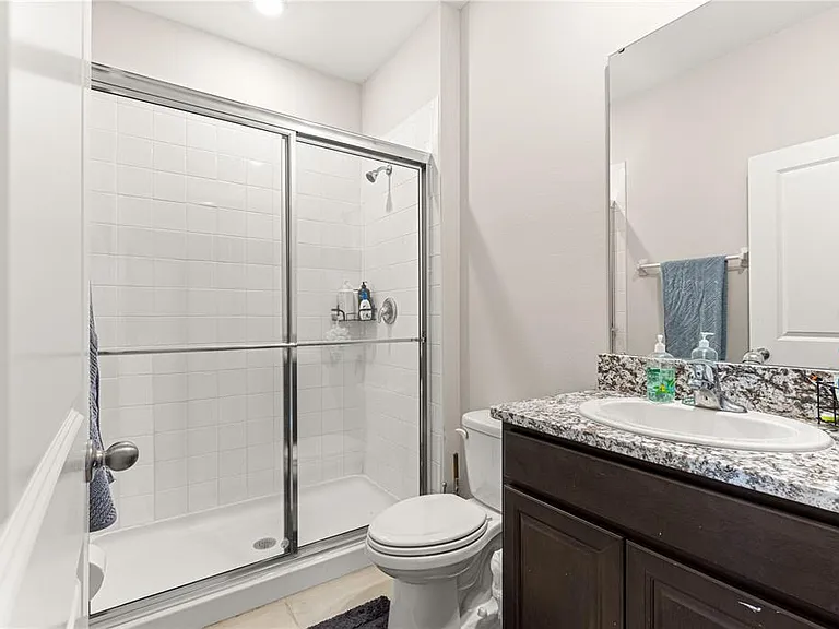 8142 SW 59th Ave — Photo 11