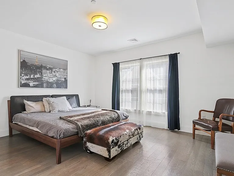 39 Elmwood St #3 — Photo 4