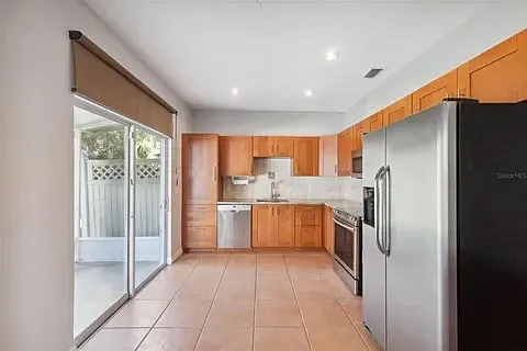 16320 Parkstone Palms Ct — Photo 9