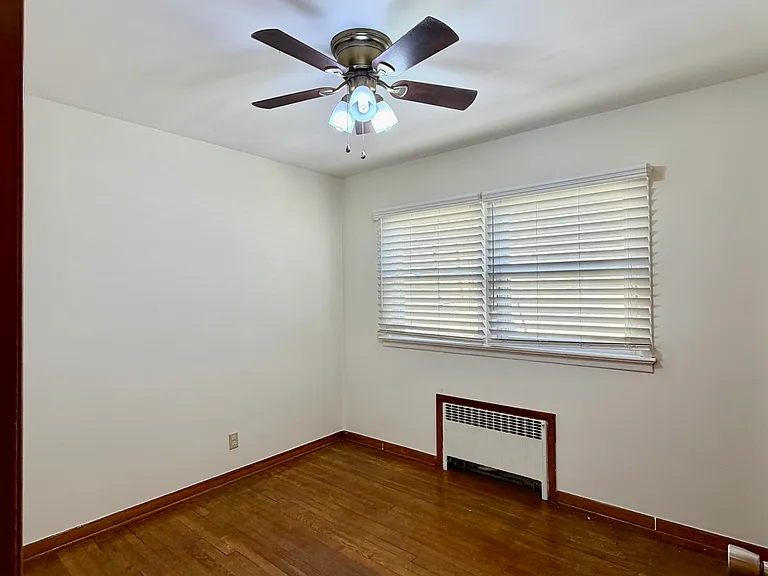 51 W 3rd St #1 — Photo 34