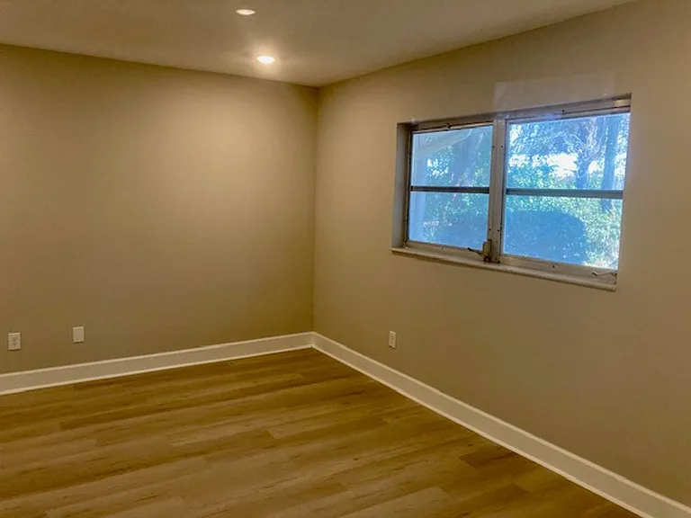 1215 N Egret Point — Photo 23