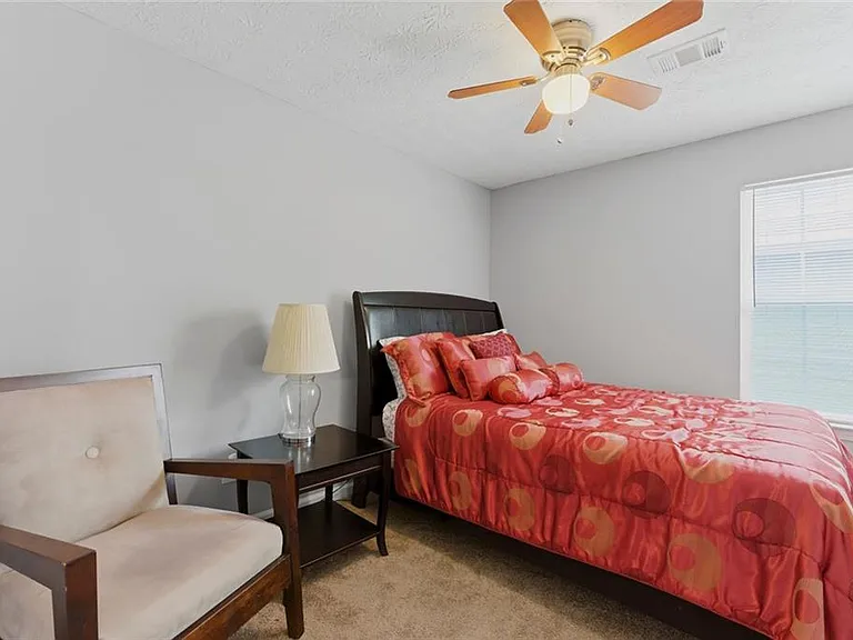 2341 Glebe Ct — Photo 8