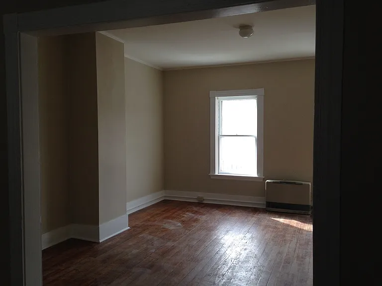 30 Main St — Photo 6