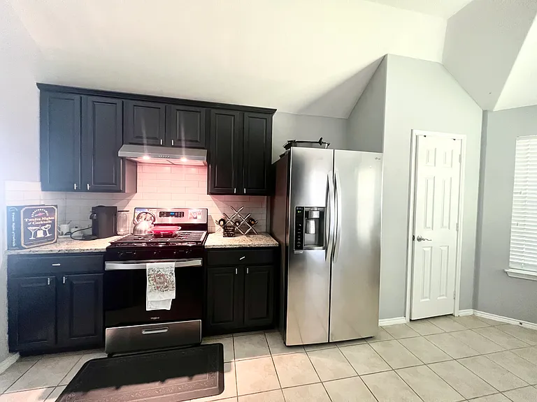205 Mapleshade Dr — Photo 15