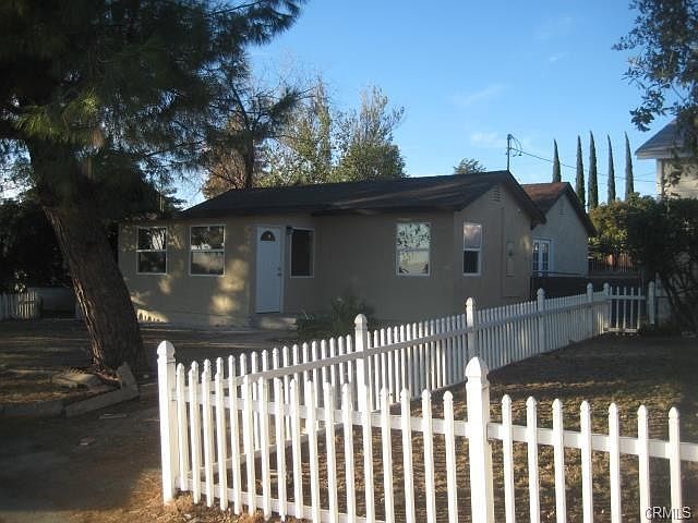 1st image of 35048 Avenue D