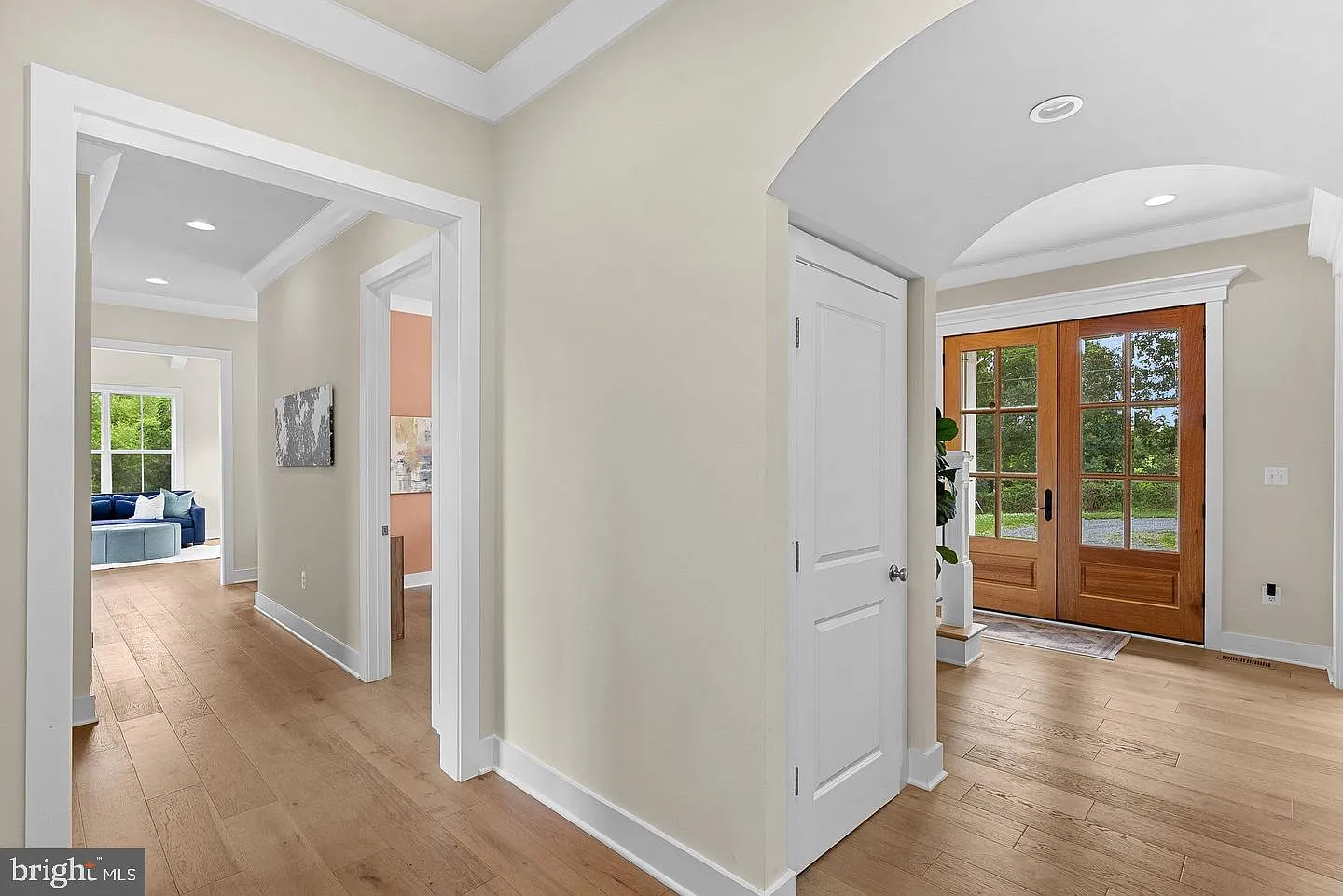 5 bed, 5.5 bath, 6537 sqft, $8,000 — Photo 4