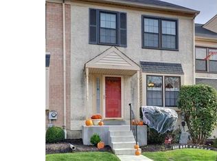 349 Scola Rd, Brookhaven, PA 19015