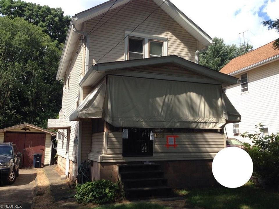1st image of 819 E Crosier St
